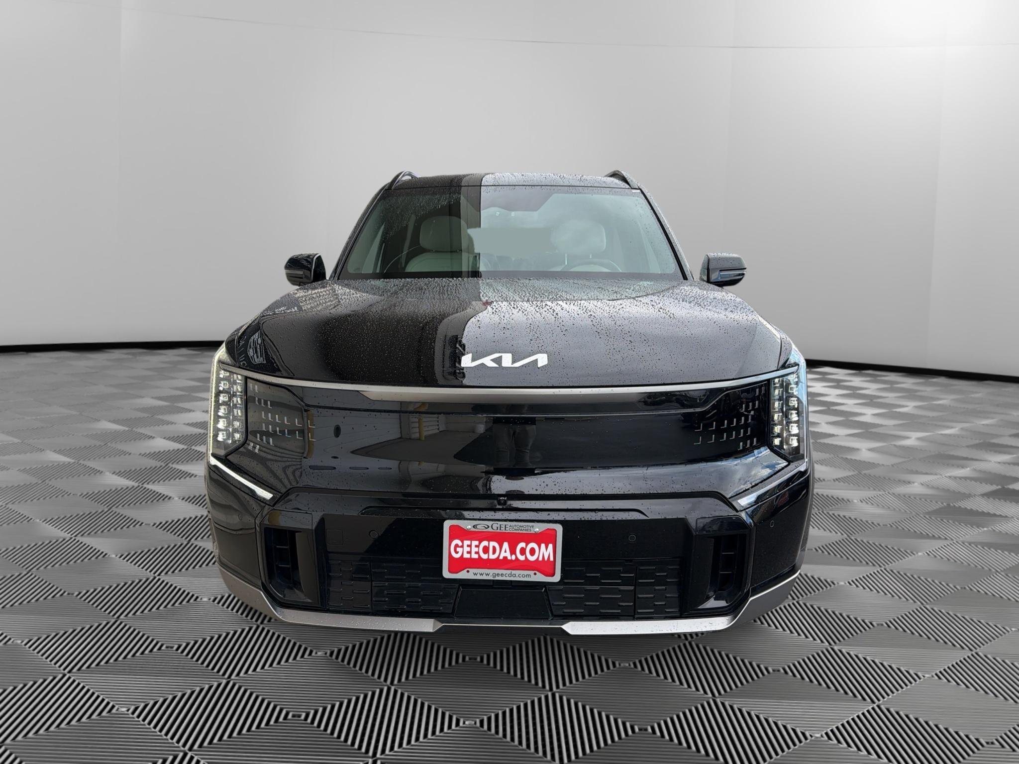 Certified Used 2024 Aurora Black Pearl Kia GT-Line image 3