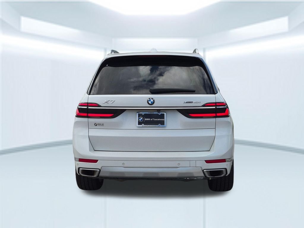 Used 2023 White BMW xDrive40i image 4