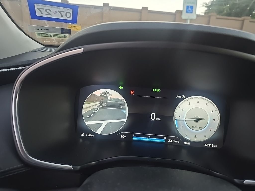 Used 2023 White Hyundai SEL image 14