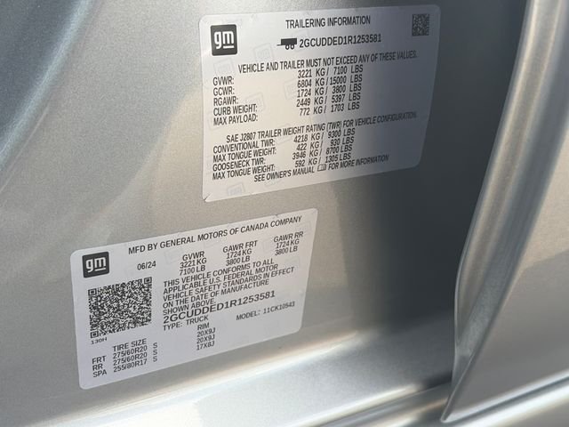 Used 2024 Gray Chevrolet LT image 28