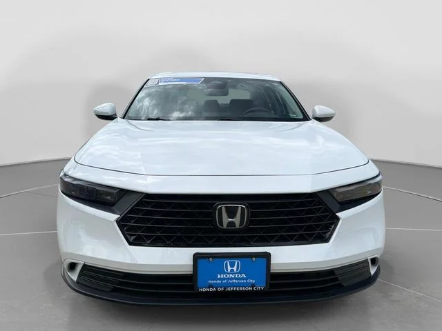 Used 2024  Honda EX image 10
