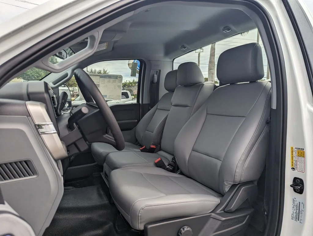 New 2026 Oxford White Ford F-250® XL image 5