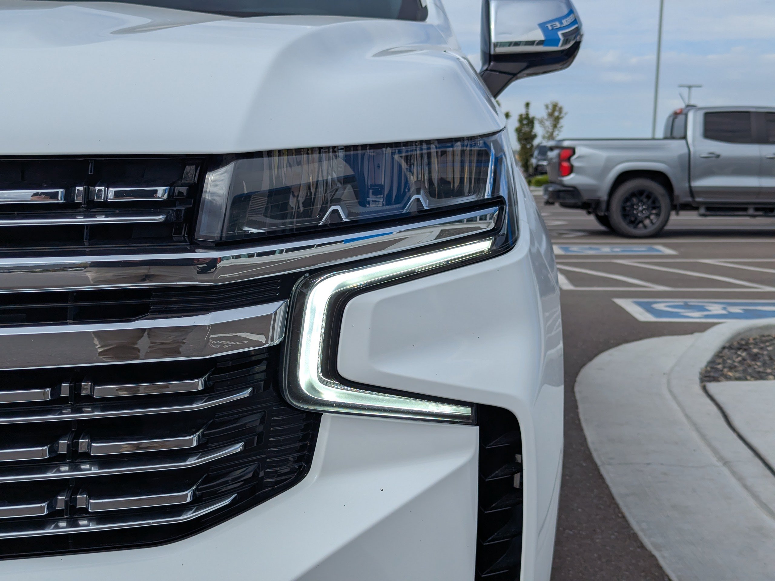 2024 Chevrolet Suburban Premier - Photo 47