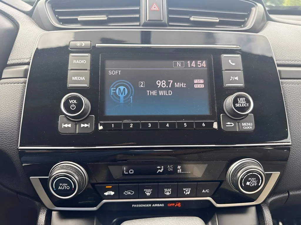 Used 2018  Honda LX image 10