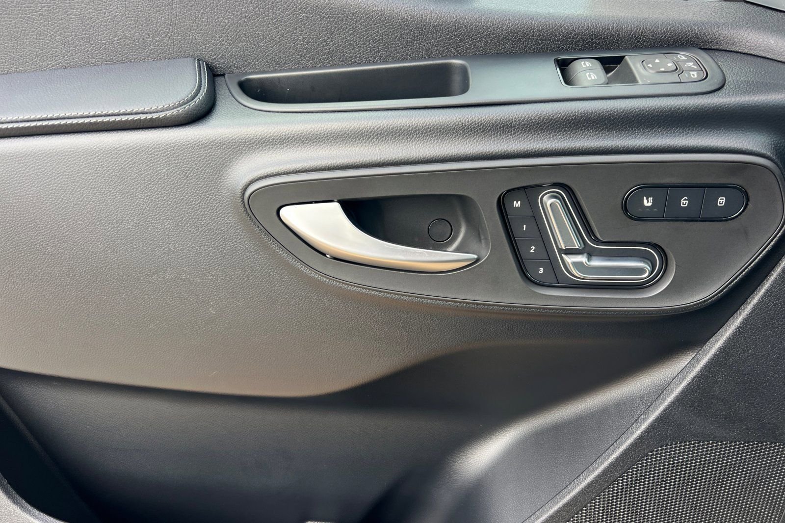 2026 Mercedes-Benz Sprinter Crew Van Base - Photo 14
