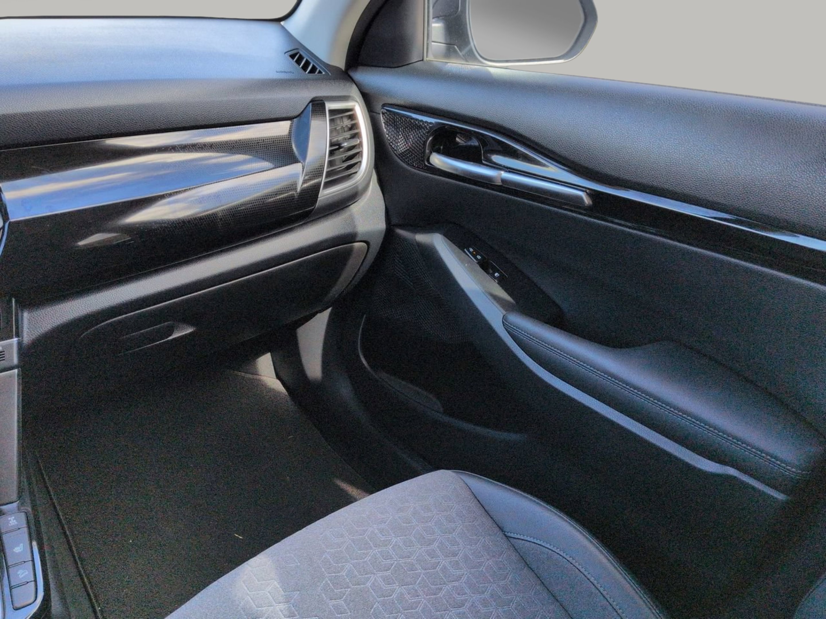 Certified Used 2024 Gravity Gray Kia S image 14