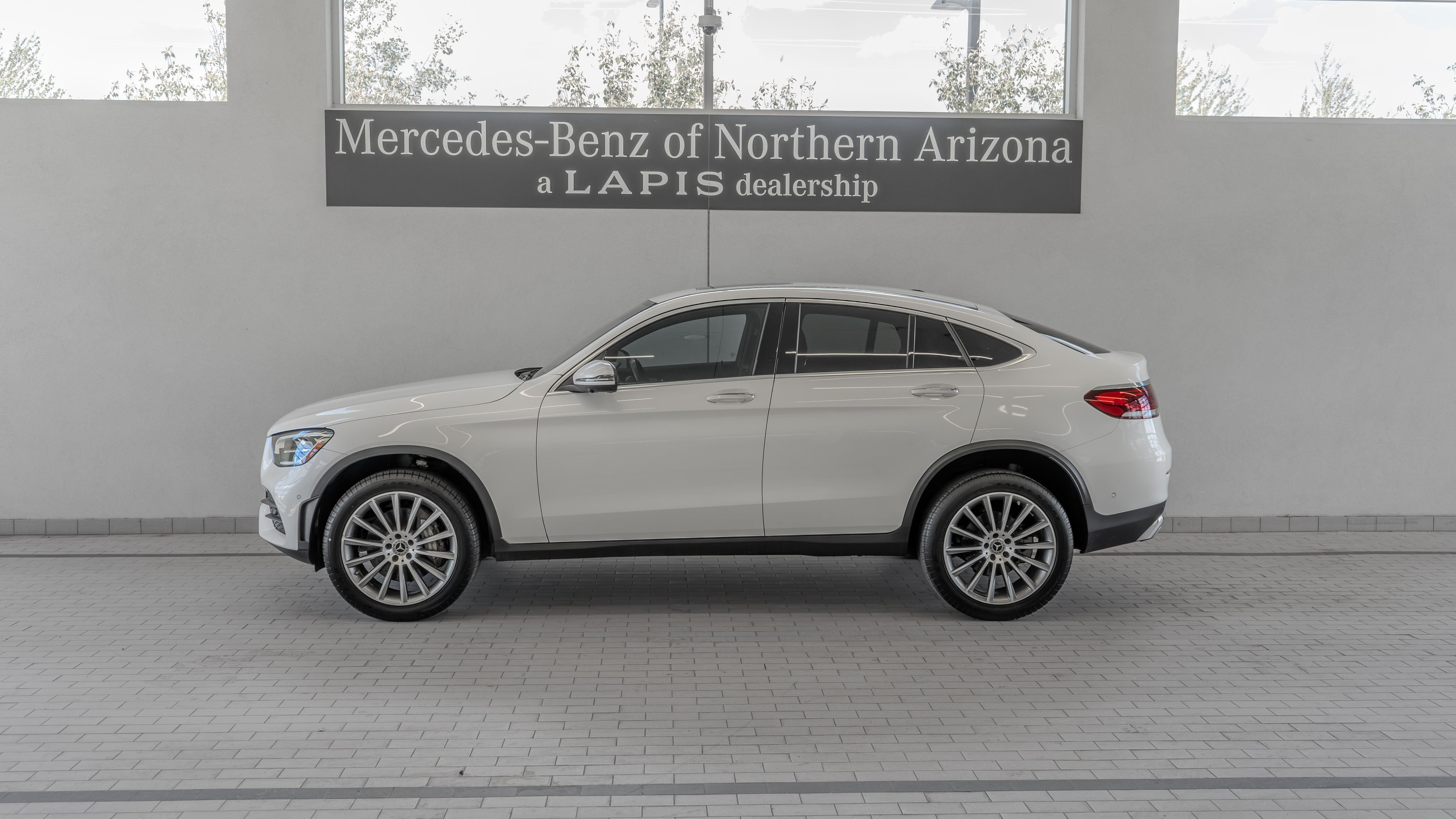 W1N0J8EB3PG127440