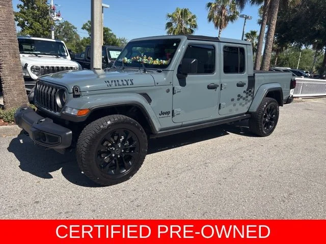 2024 Jeep Gladiator Nighthawk Auto's photo