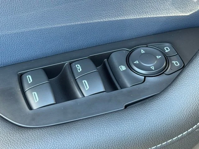 Used 2025 Gray Chevrolet RS image 18