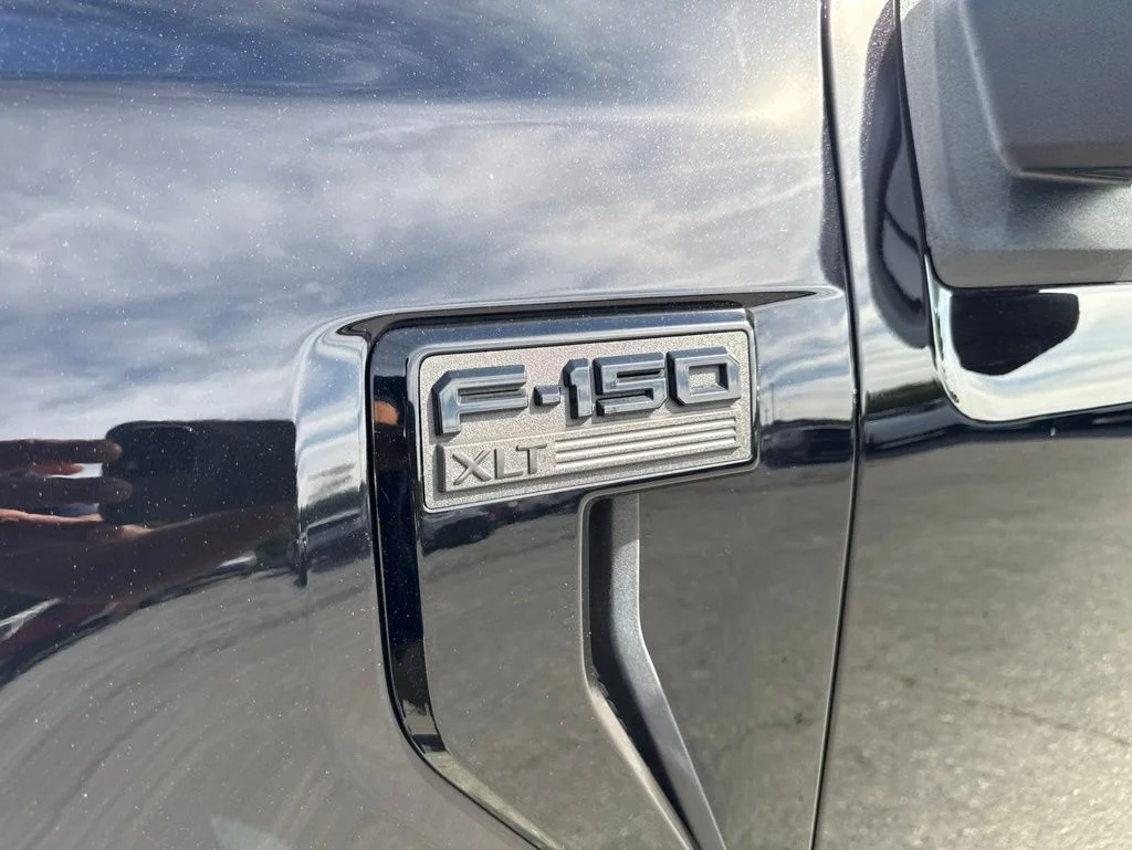 Used 2023 Black Ford XLT image 39