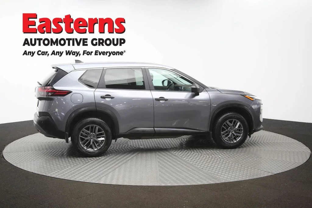 Used 2023 Gray Nissan S image 43