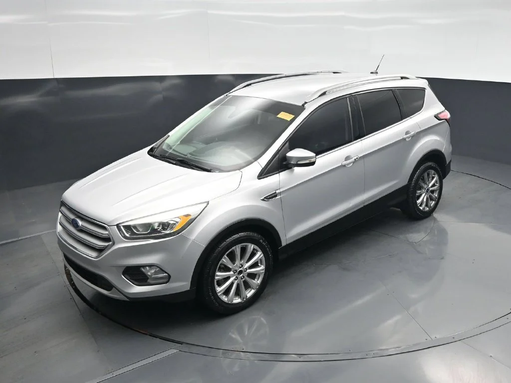 Used 2017 Silver Ford Titanium image 34