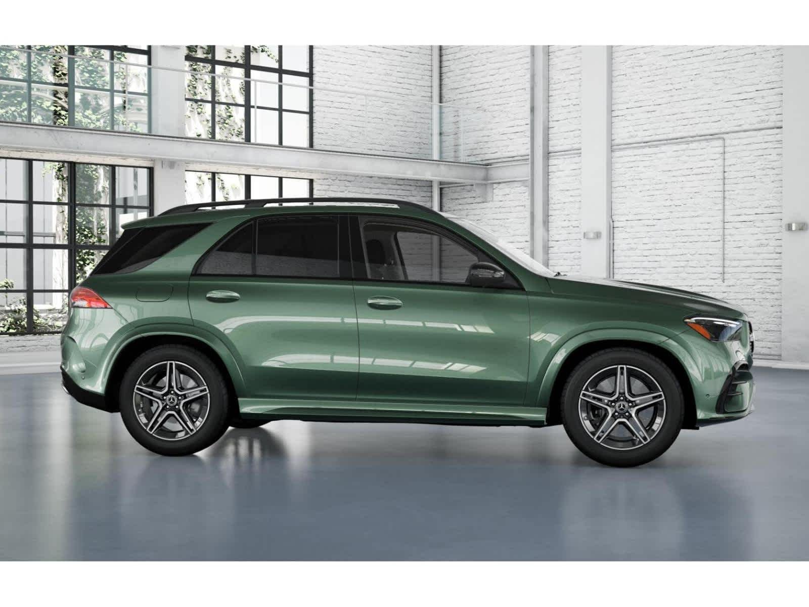New 2026 MANUFAKTUR Ireland Mid Green Metallic Mercedes-Benz GLE 450 image 15