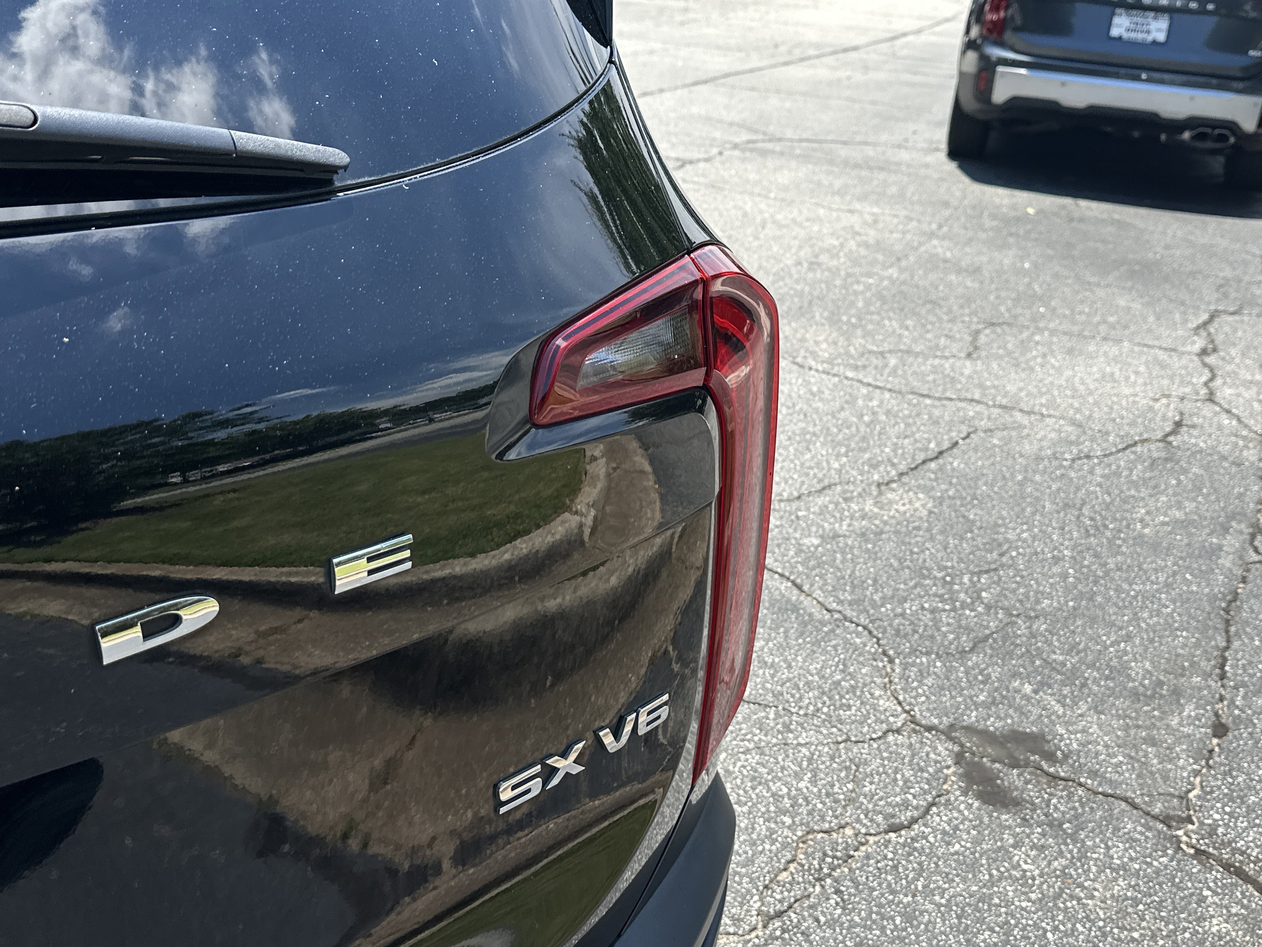 Certified Used 2020 Ebony Black Kia SX image 21