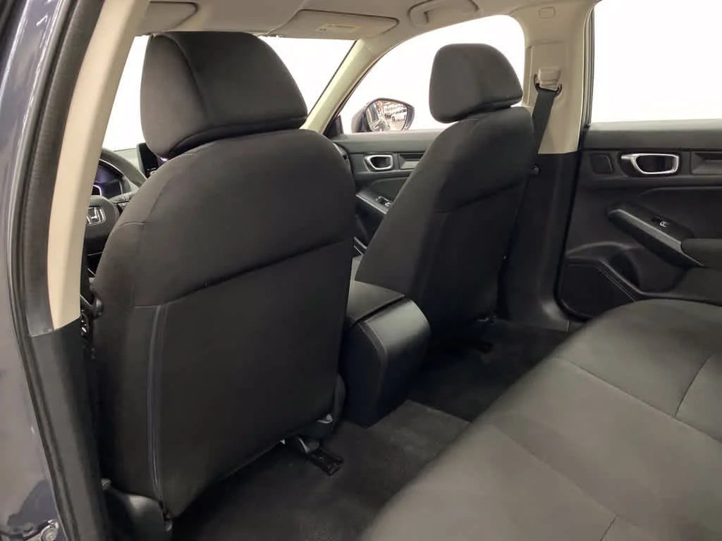 Used 2025  Honda LX image 15
