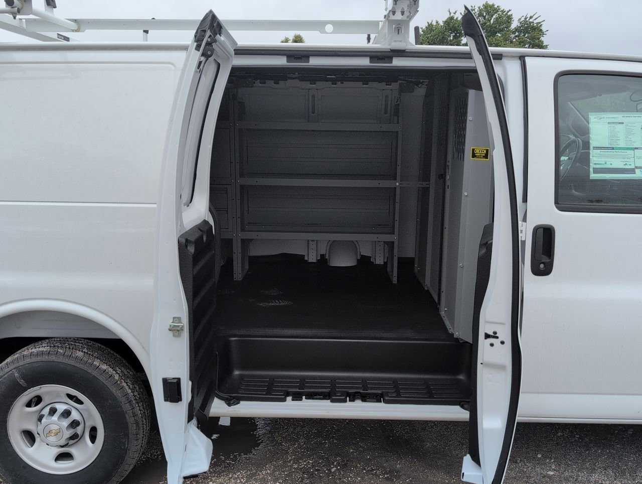 2025 Chevrolet Express Cargo Work Van - Photo 39