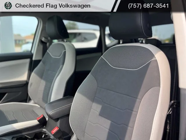 New 2026 White Volkswagen 1.5T SE image 22