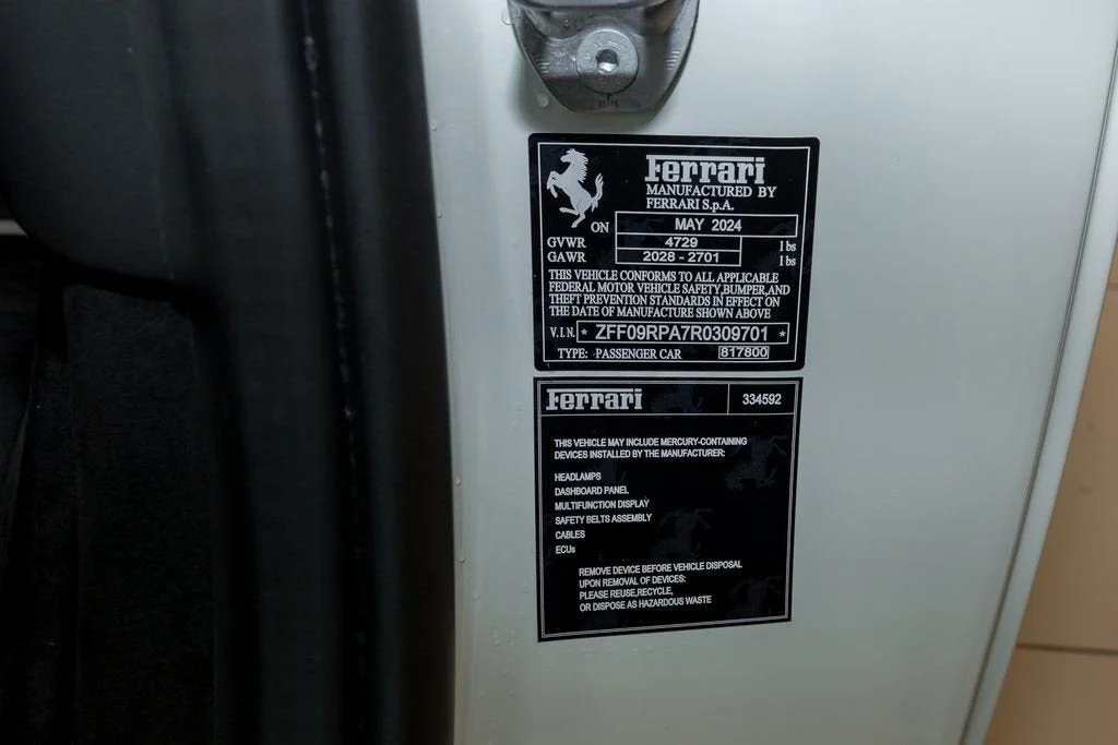 Used 2024 Bianco Avus Ferrari  image 12