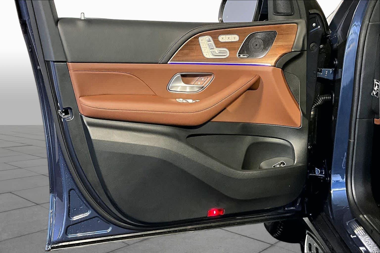 New 2026 Twilight Blue Metallic Mercedes-Benz GLE 450 image 11