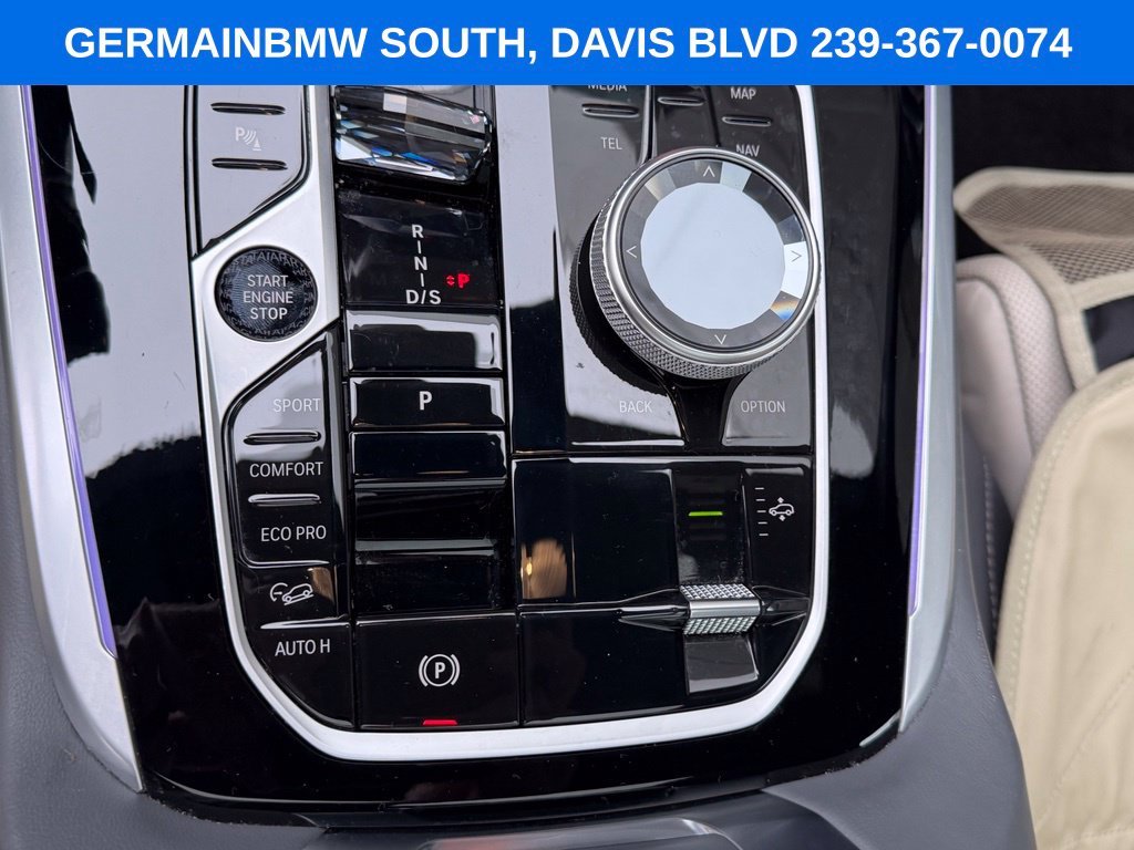 Certified Used 2023 Alpine White BMW xDrive40i image 10