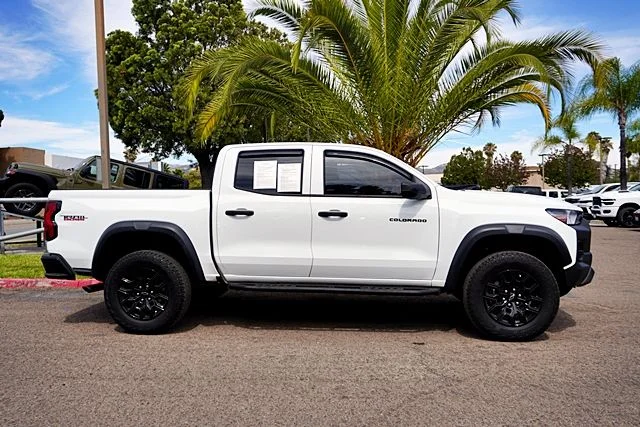 2024 Chevrolet Colorado Trail Boss - Photo 6
