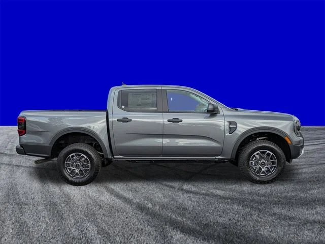 New 2026 Carbonized Gray Metallic Ford XLT image 3