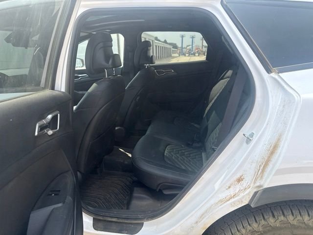 Used 2026 White Kia X-Line image 6