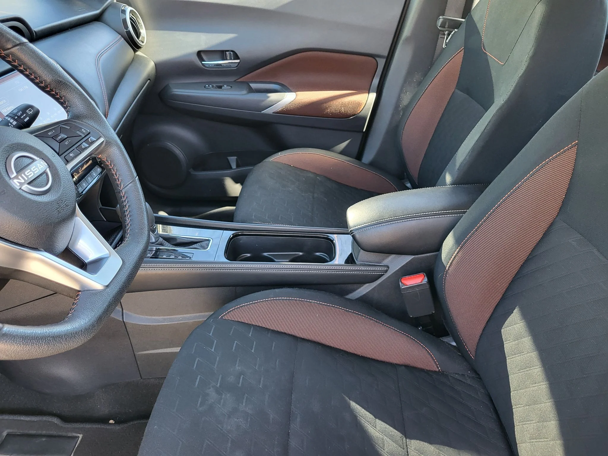 Used 2024 Boulder Gray Pearl Nissan SR image 27