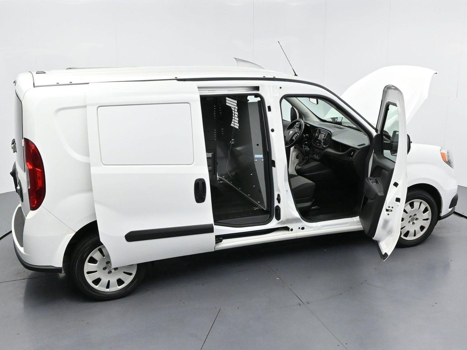 Used 2018 Bright White Ram Tradesman SLT image 38
