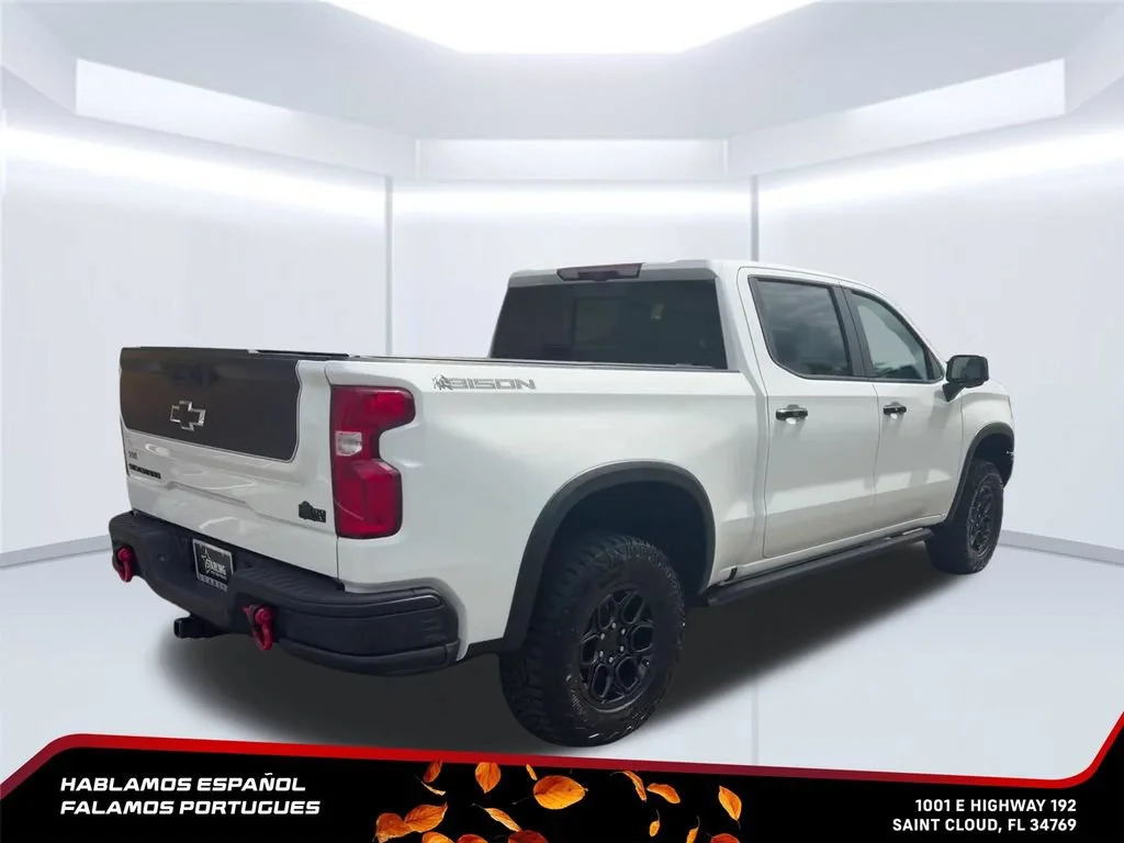 Used 2025 Summit White Chevrolet ZR2 image 5