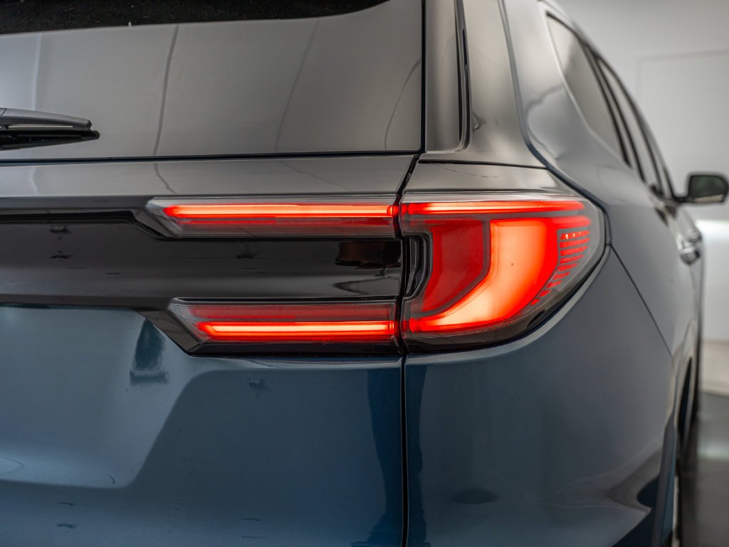 2024 GMC Acadia Denali - Photo 15