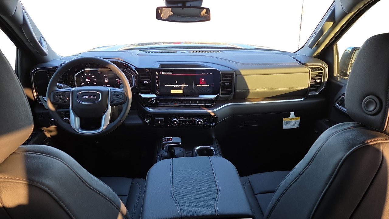 2026 GMC Sierra 1500 SLT - Photo 21