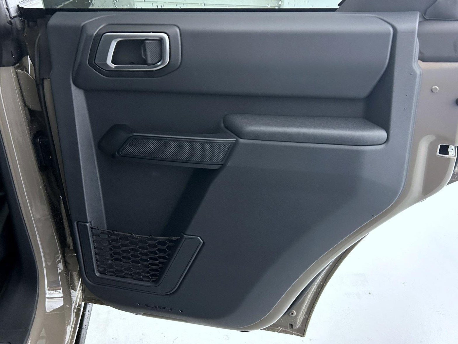 New 2026 Marsh Gray Ford Badlands image 17