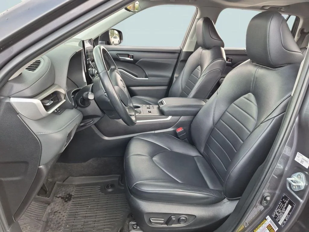 Used 2023 Magnetic Gray Metallic Toyota XLE image 20
