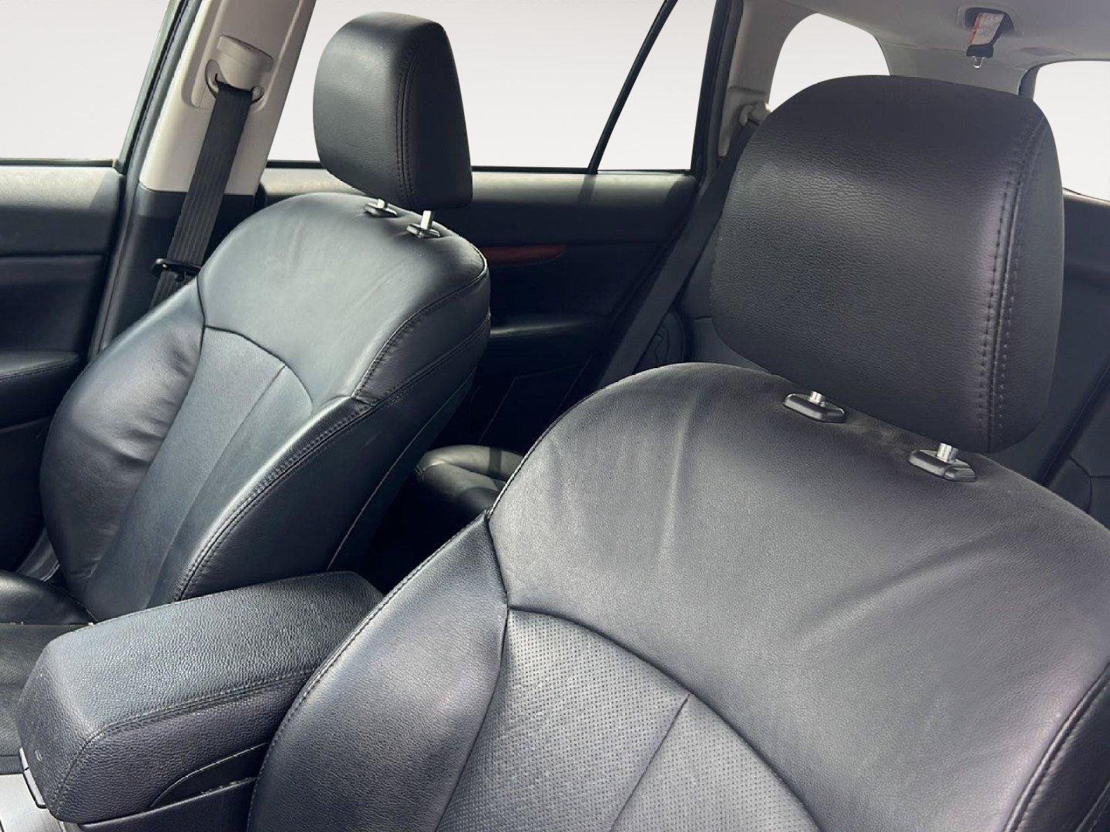 Used 2013 Ice Silver Metallic Subaru 2.5i Limited image 9