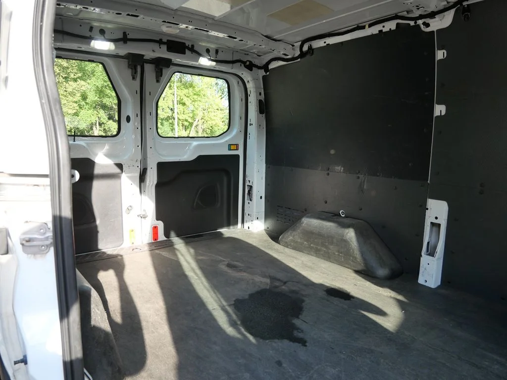 Used 2015 White Ford Base image 13