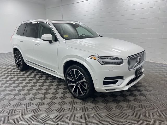 2023 Volvo XC90 B5 Plus 4WD's photo