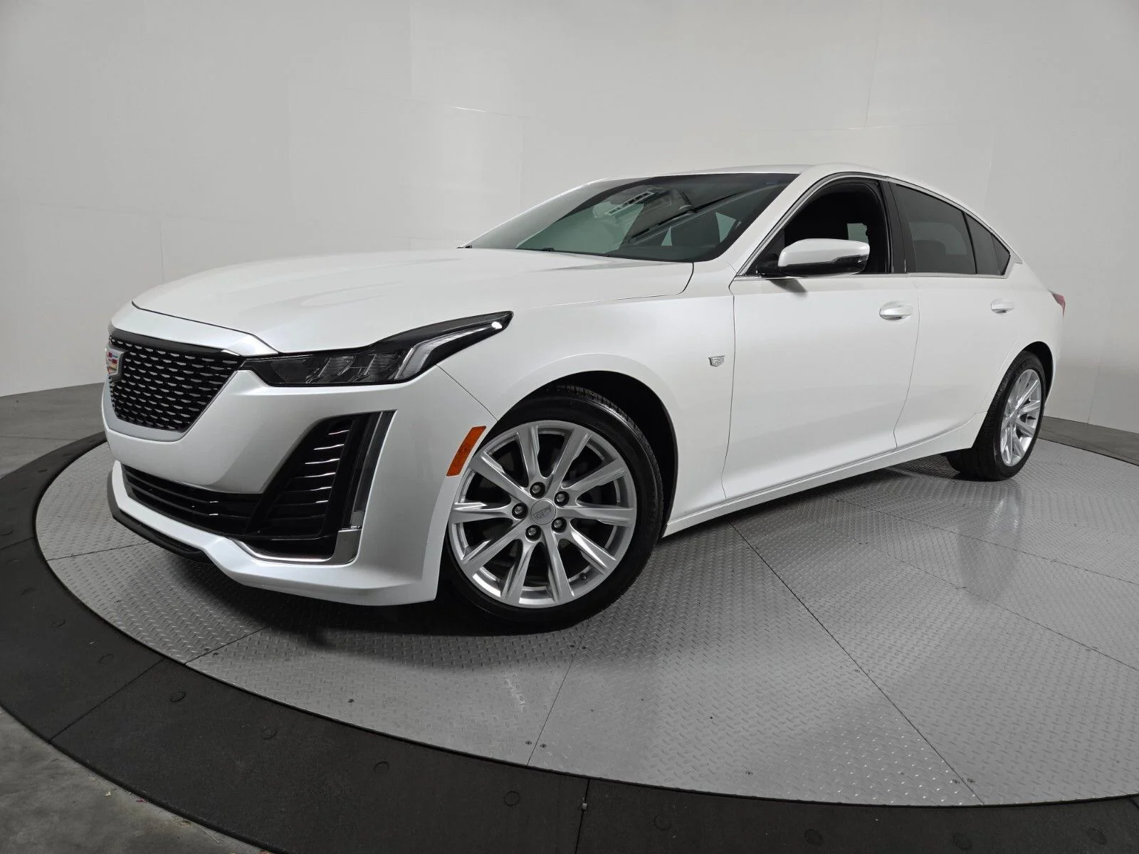 2024 Cadillac CT5 Luxury