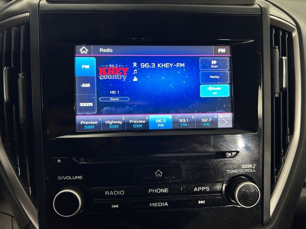 Used 2023 Gray Subaru Base image 11