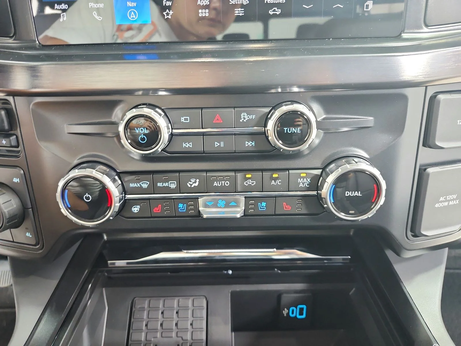 New 2026 White Ford Lariat image 30