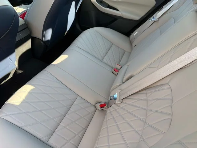 2026 Nissan Sentra SL - Photo 13