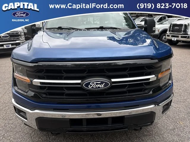 Used 2025 Blue Ford XLT image 10