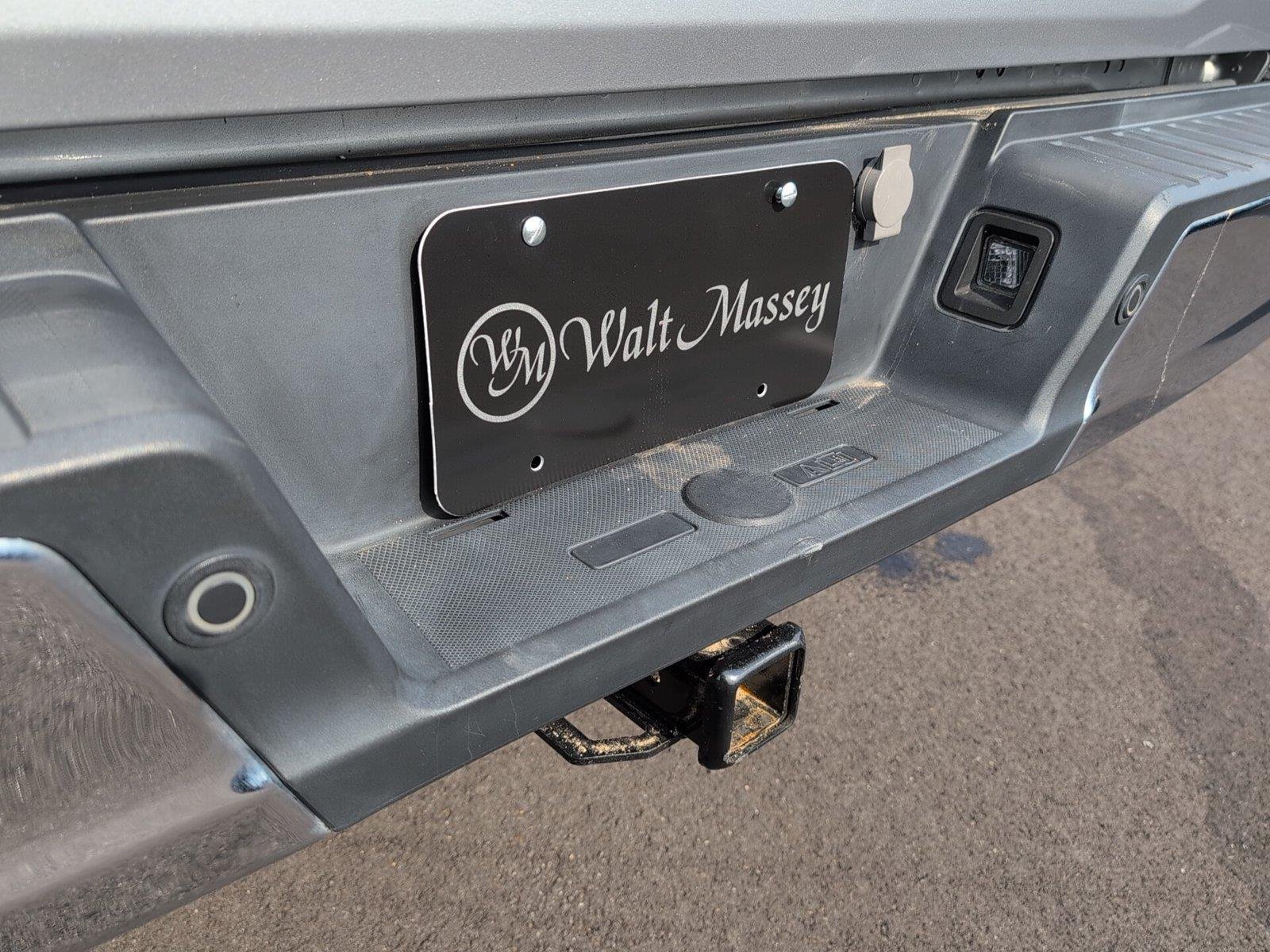 Used 2023 Iconic Silver Ford XLT image 33