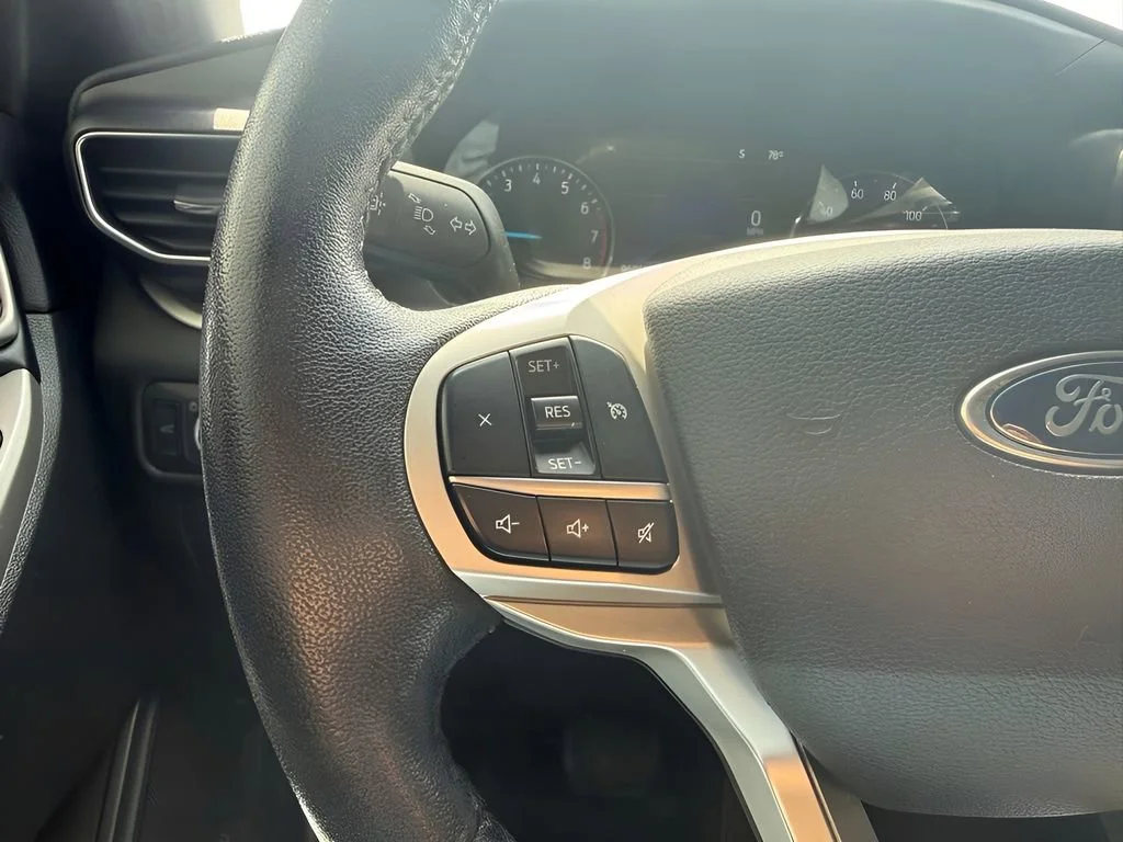 Used 2021  Ford XLT image 17