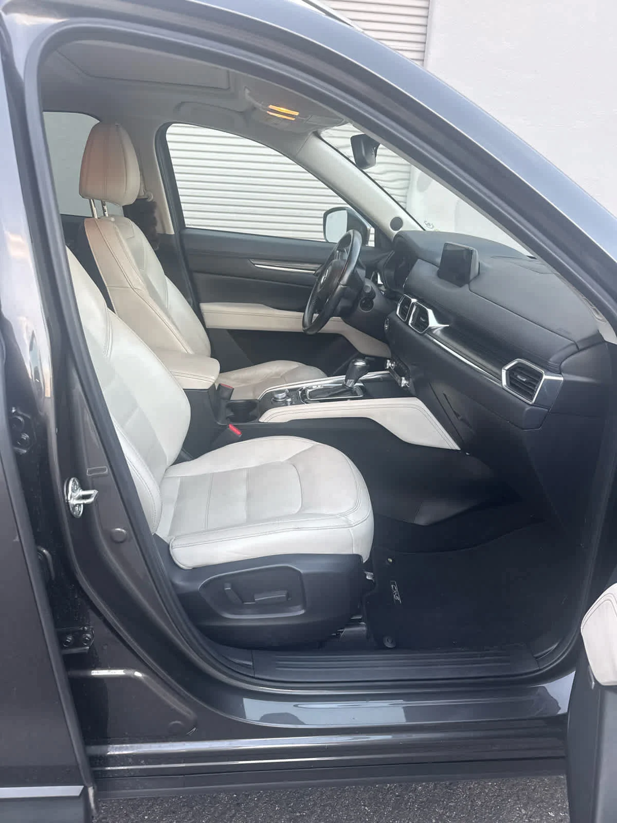 Used 2019 Machine Gray Metallic Mazda Grand Touring image 5