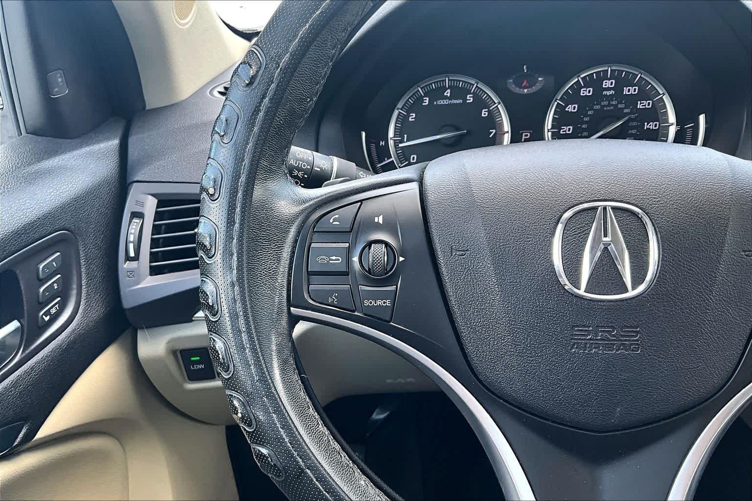 Used 2015 Crystal Black Pearl Acura Tech Pkg image 23