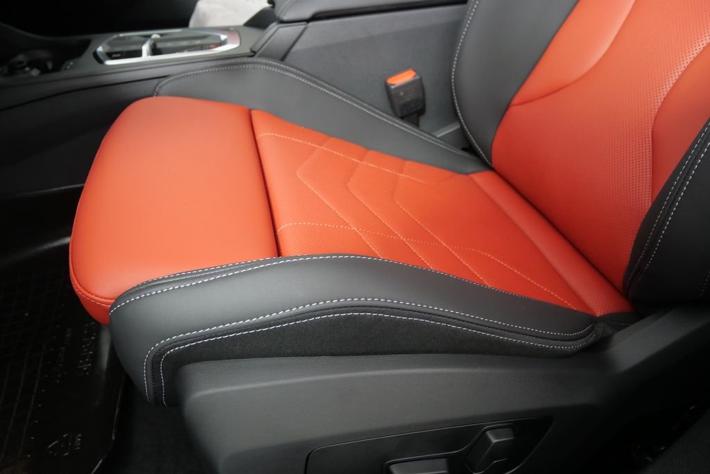 2025 BMW 2 Series M235 - Photo 9