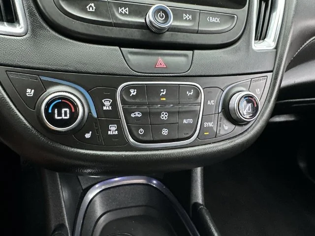 Used 2018 Beige Chevrolet Premier image 25