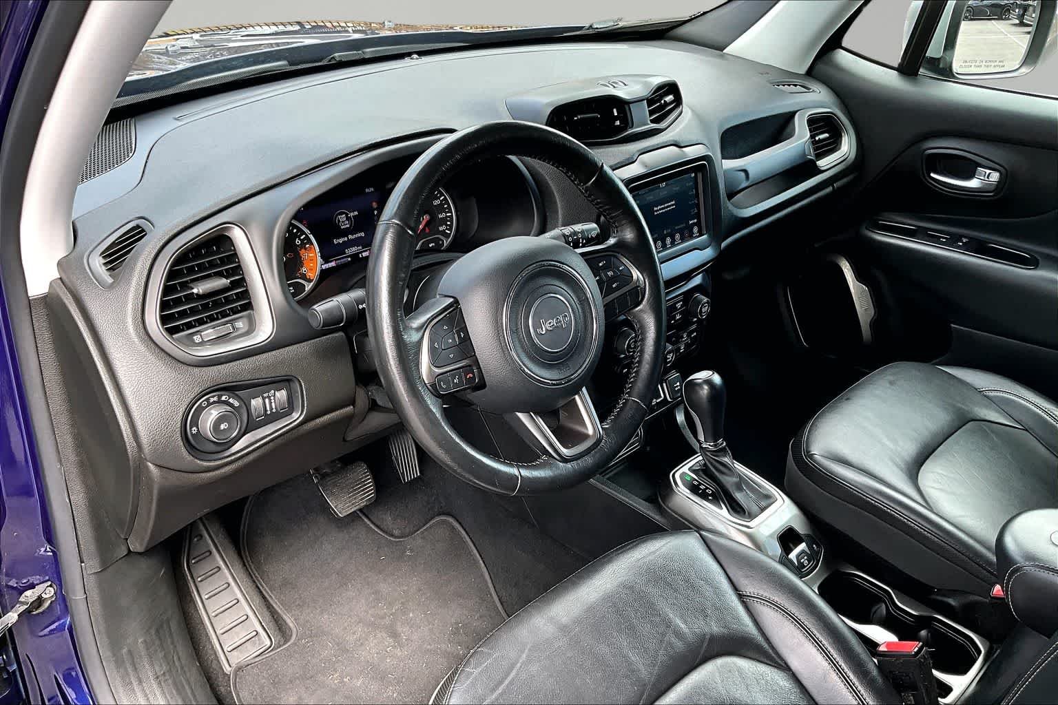 Used 2018 Jetset Blue Jeep Limited image 18