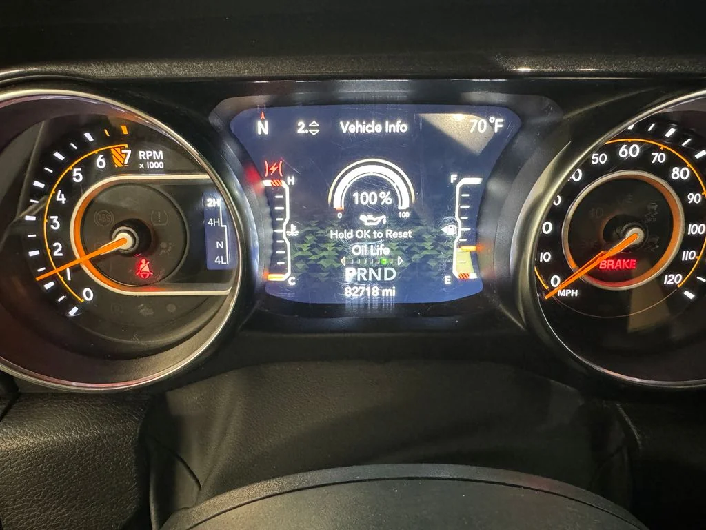 Used 2022 Green Jeep Unlimited Sport Altitude image 20